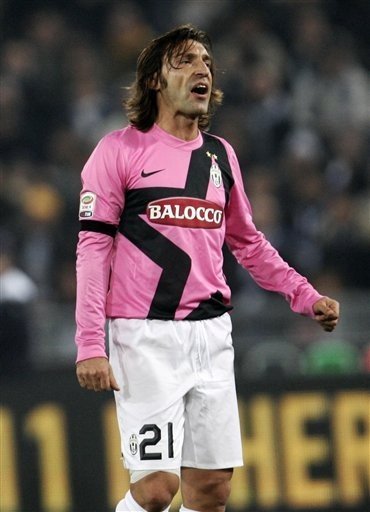 波杰在波杰13中13中7，得分、篮板、助攻皆球队最高（波杰13投7中，得分篮板助攻均领跑全队）