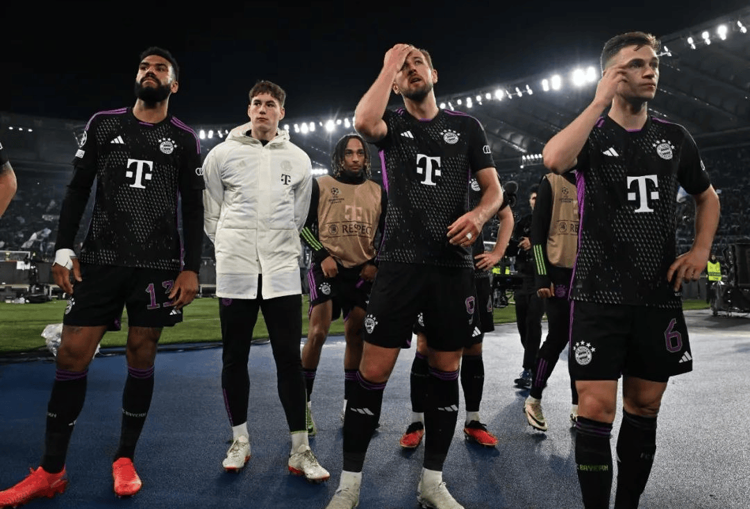 第三次犯规！杨瀚森次节继续率先登场防守送出犯规（三犯缠身！杨瀚森次节仍率先登场，防守端再度犯规）