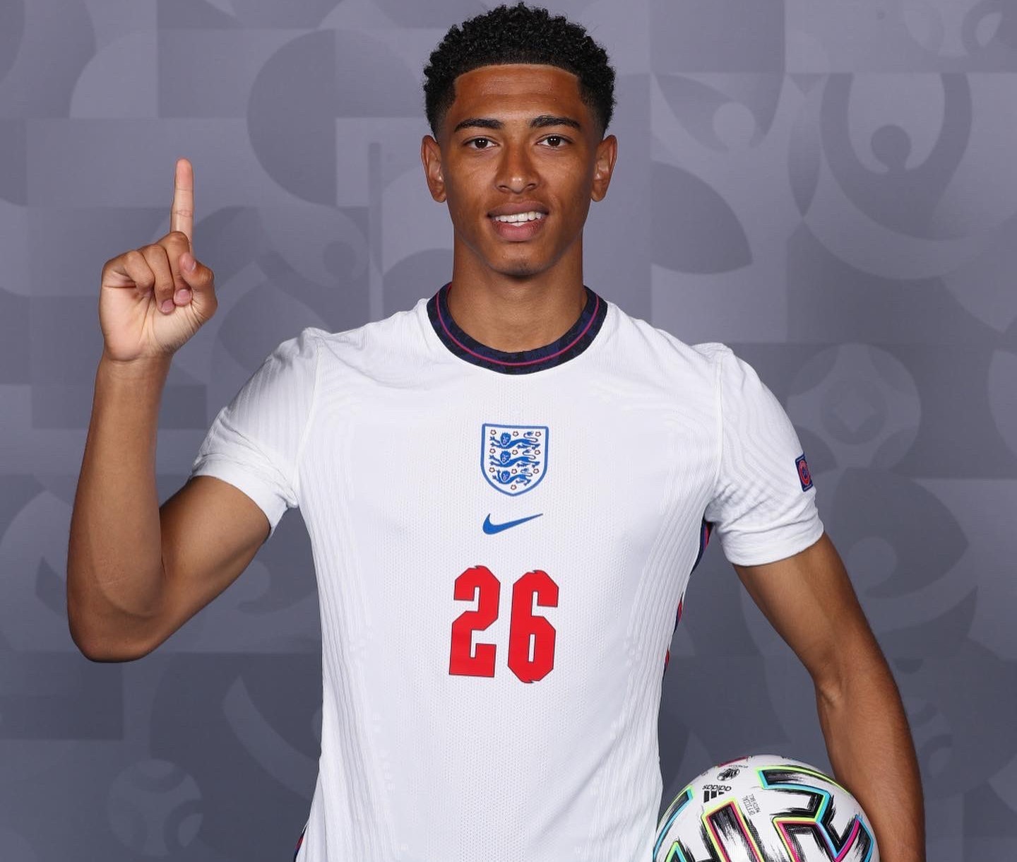 西班牙是世界最强？库库雷利亚：不，但很高兴被这样评价（库库雷利亚谈西班牙是否世界最强：不是，但乐见外界称赞）