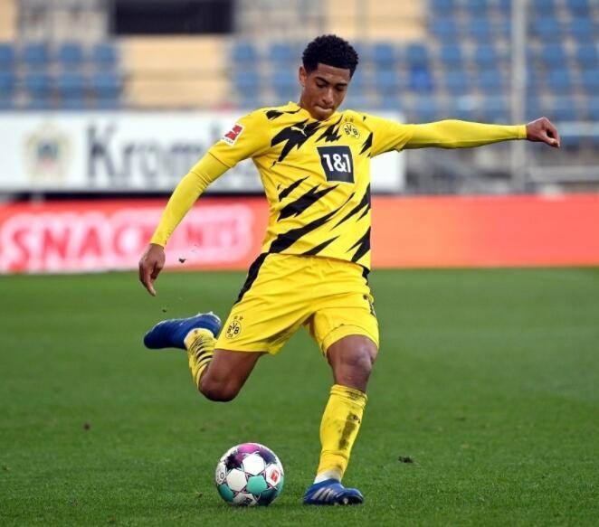 墨尔本胜利队长：我们正处在艰难时期，需要全队一起改变局面（墨尔本胜利队长：逆境当前，须全队合力扭转颓势）