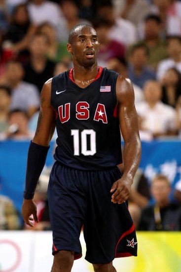 说实话，巴萨这阵容能拿欧冠吗？（以巴萨现有阵容，能夺欧冠吗？）