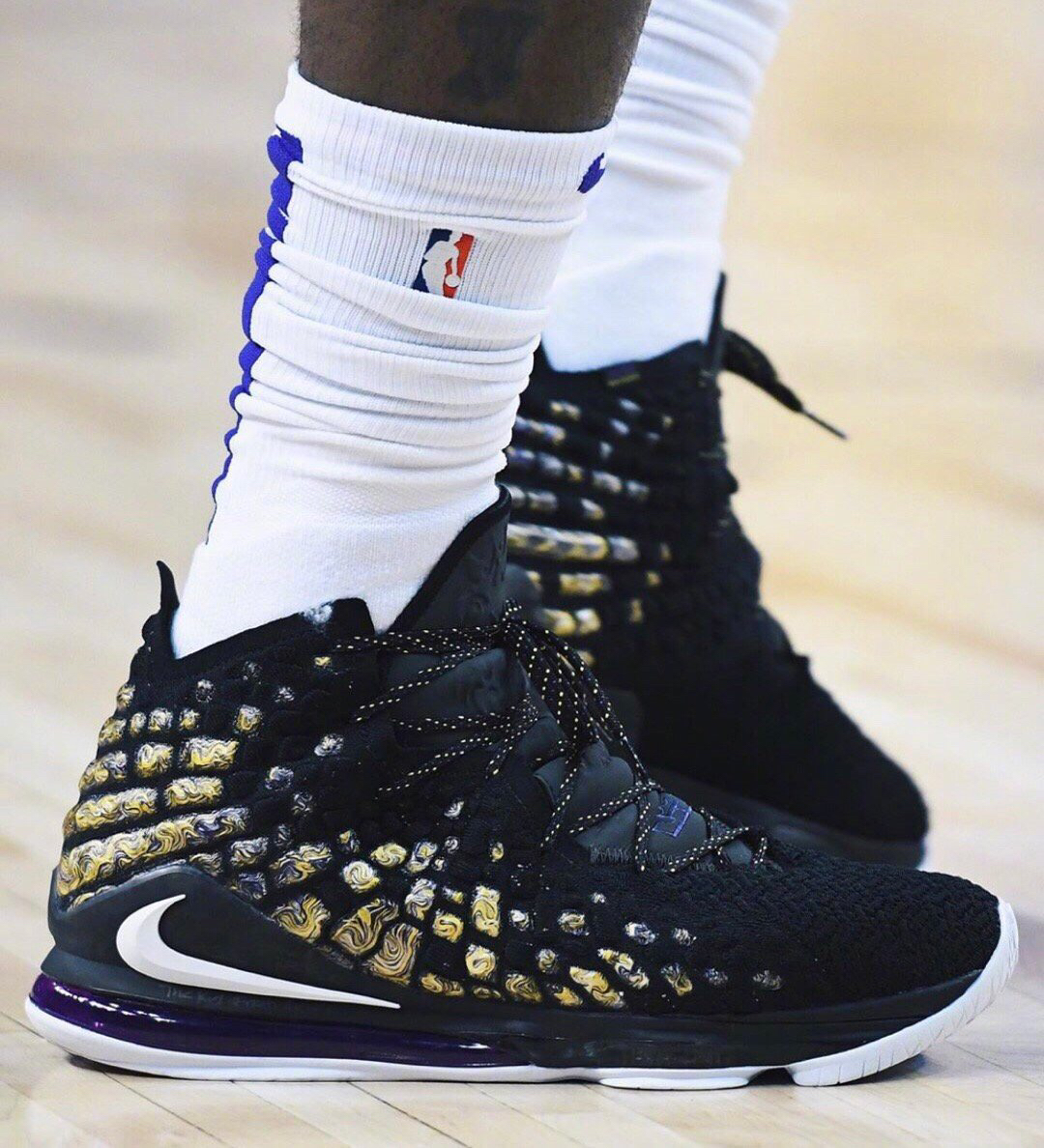 队报：雷恩19岁中卫布德拉勒飞速崛起，多支豪门长期关注他（队报：雷恩19岁中卫布德拉勒强势上位，多家豪门长期考察）