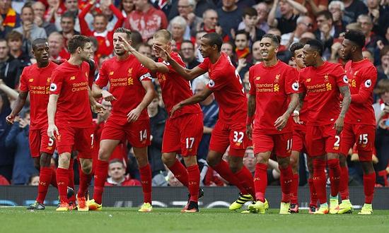 德雷森：在南看台燃放烟火的行为不可接受，部分球迷将被禁入（德雷森：南看台燃放烟火绝不容忍，涉事球迷将被禁止入场）