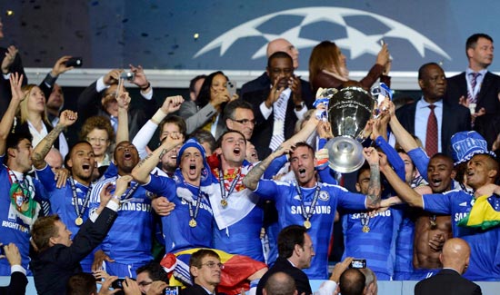 记者：齐尔克泽向曼联申请转会，罗马报价三千万欧先租后买（记者：齐尔克泽已申请转投曼联，罗马报价3000万欧先租后买）