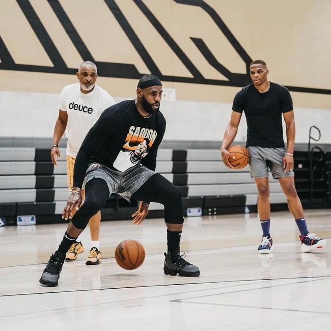 斯基拉：米兰派球探考察昂热18岁前锋西迪基-谢里夫（据斯基拉报道，米兰已派球探现场考察昂热18岁前锋西迪基-谢里夫）