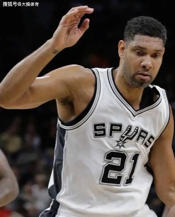 基米希达成欧冠生涯百场里程碑，成拜仁队史第五人（基米希欧冠出场破百，跻身拜仁队史第五人）