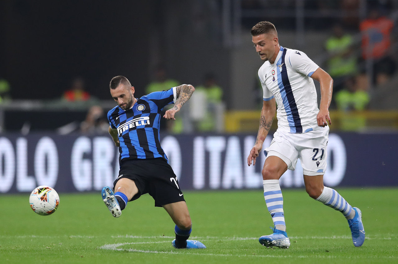 湖人更新战马刺伤病报告：斯玛特伤愈复出，克勒贝尔出战成疑（湖人公布对阵马刺伤情：斯玛特复出，克勒贝尔出战存疑）