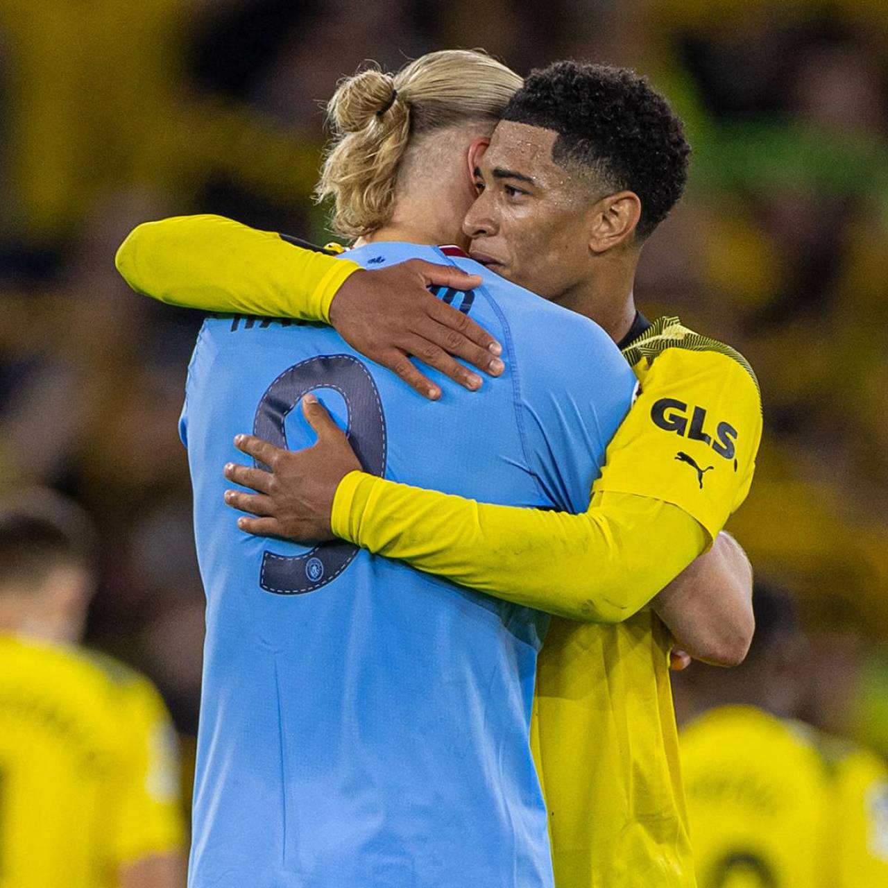 詹姆斯关键时刻稳住节奏（詹姆斯在关键时刻掌控节奏）